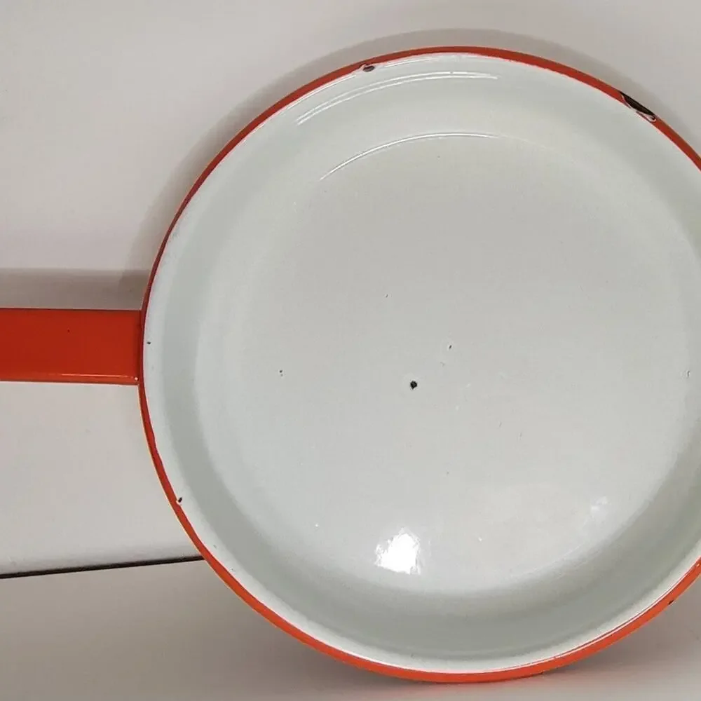 Vintage Red & white Checkered Enamelware Metal Skillet - Picture 6 of 12